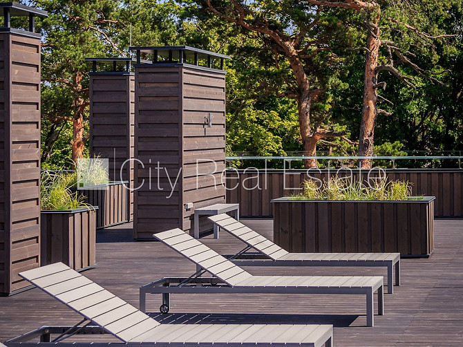 Новостройка, фасадный дом, зеленая территория, благоустроенный озеленённый двор, Юрмала - изображение 9