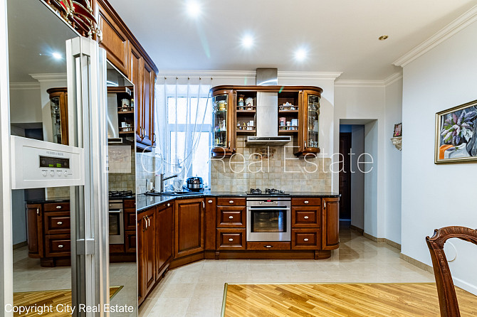 Фасадный дом, окна выходят в обе стороны дома, смежно-изолированные комнаты, Рига - изображение 14