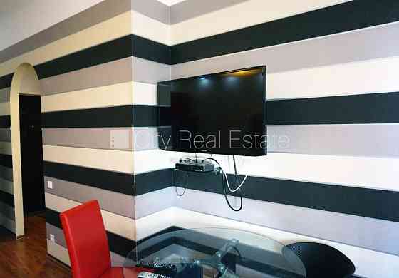 Эта квартира сдается в аренду посуточно (краткосрочная аренда), стоимость аренды Rīga