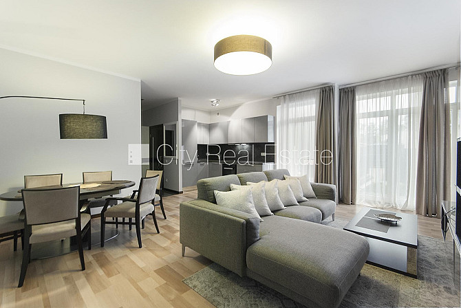 Новостройка, благоустроенная озеленённая территория, закрытая территория, Юрмала - изображение 1