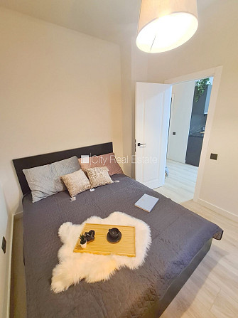 Pagalma māja, renovēta māja, labiekārtots apzaļumots pagalms, slēgts pagalms, ieeja no Rīga - foto 9