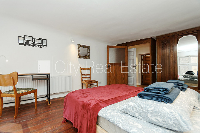 Фасадный дом, вход с улицы, количество спален 4 шт., изолированные комнаты 4 шт., Рига - изображение 8