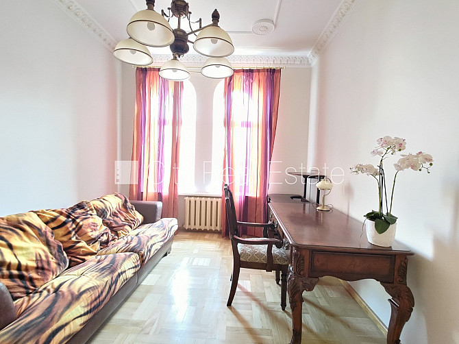 Zeme īpašumā, fasādes māja, renovēta māja, ķieģeļu mūra sienas, fasāde ar dekoratīvo Rīga - foto 18