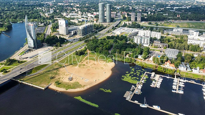 Территория с предлагаемой площадью под строительство 220 %, земля предусмотрена Рига - изображение 1