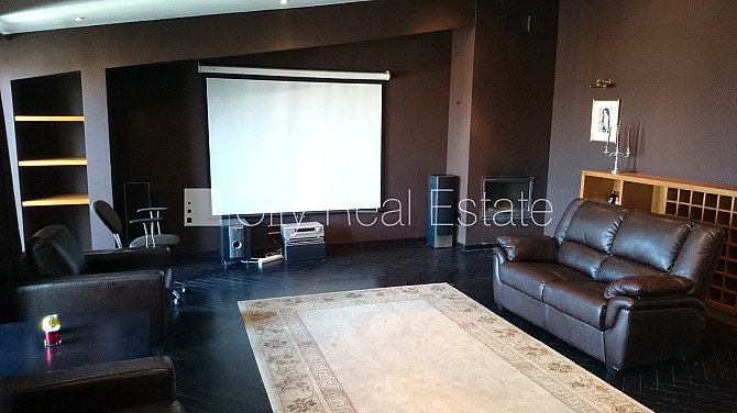 Mansards, ir lifts, franču balkons, logi vērsti uz pagalma pusi, viena istaba izolēta, Rīga - foto 3