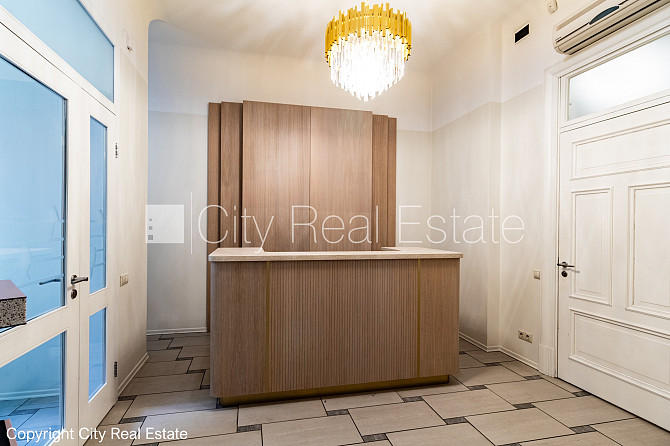 Pagalma māja, renovēta māja, ieeja no pagalma, terase, logi vērsti uz pagalma pusi, logi Rīga - foto 20