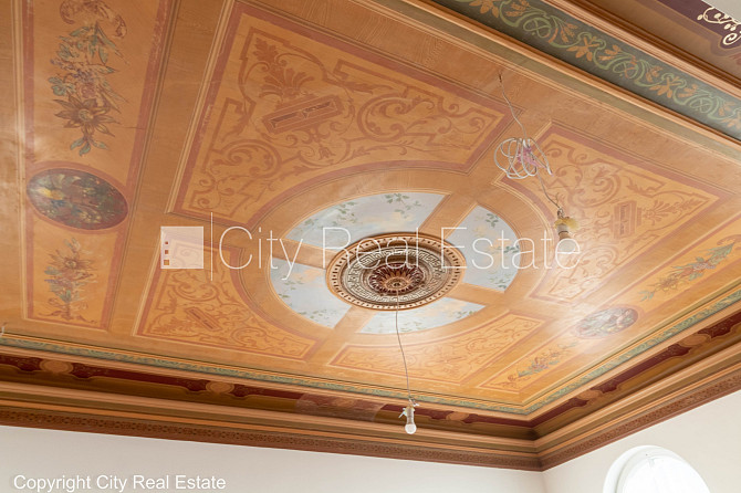 Фасадный дом, реновированный дом, фасад с декоративной штукатуркой, закрытый Рига - изображение 1