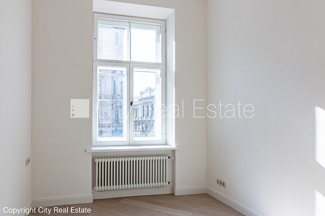 Fasādes māja, renovēta māja, slēgts pagalms, ieeja no ielas un pagalma, ir lifts, kāpņu Rīga - foto 6