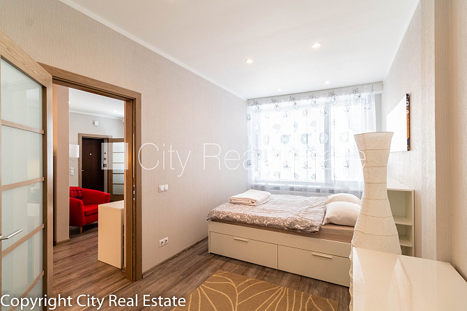 Дом во дворе, реновированный дом, благоустроенный озеленённый двор, закрытый Рига - изображение 7