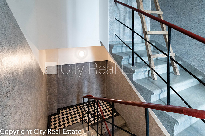 Дом во дворе, реновированный дом, благоустроенный озеленённый двор, закрытый Рига - изображение 13