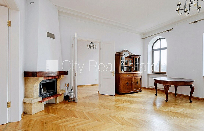 Земля в собственности, фасадный дом, реновированный дом, поменянное покрытие Рига - изображение 7