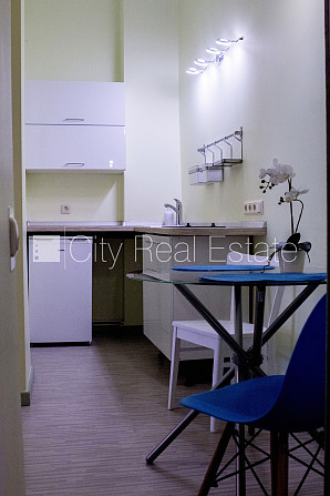 Šo dzīvokli izīrē pa diennaktīm (īstermiņa īre), īres cena sludinājumā norādīta par Rīga - foto 10