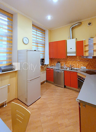 Fasādes māja, renovēta māja, ķieģeļu mūra sienas, fasāde ar dekoratīvo apmetumu, Rīga - foto 20