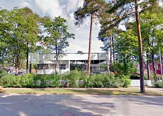 Частный дом, благоустроенная озеленённая территория 1800 м2, территория обнесена Юрмала