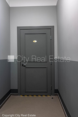 Дом во дворе, реновированный дом, лифт, лестничная клетка после капитального Рига - изображение 16