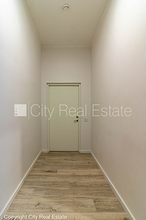 Дом во дворе, реновированный дом, лифт, лестничная клетка после капитального Рига - изображение 12