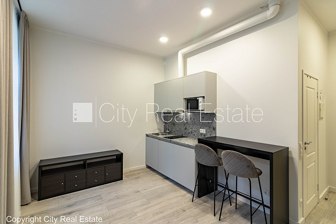 Дом во дворе, реновированный дом, лифт, лестничная клетка после капитального Рига - изображение 2