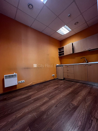 Iežogota teritorija, slēgta teritorija, vieta vairākām automašīnām, sanitārie mezgli 2 Rīga - foto 4