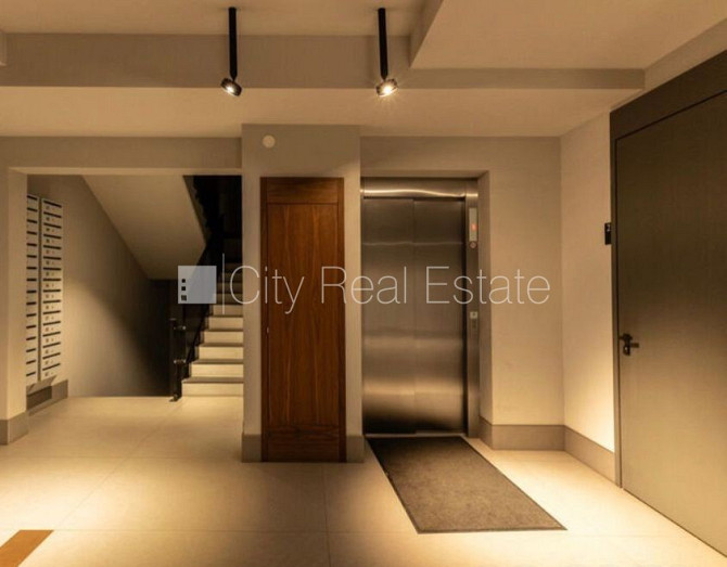 Jaunceltne, labiekārtots apzaļumots pagalms, ir lifts, terase 11.3 m2, guļamistabu skaits 2 Rīga - foto 8