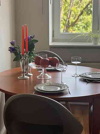 Фасадный дом, реновированный дом, реставрированный дом, место для машины, вход с Рига