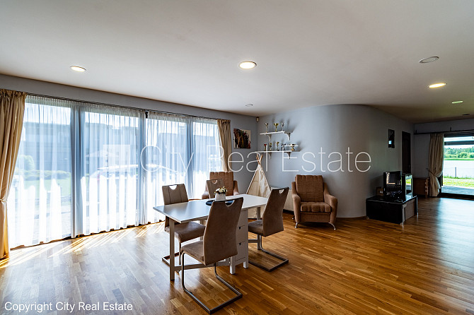 Частный дом, благоустроенная озеленённая территория, территория обнесена Рига - изображение 4