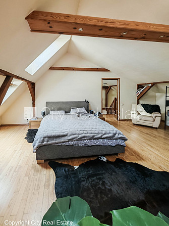 Фасадный дом, реставрированный дом, благоустроенный озеленённый двор, закрытый Рига - изображение 19