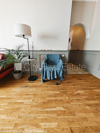 Фасадный дом, реставрированный дом, благоустроенный озеленённый двор, закрытый Рига - изображение 20