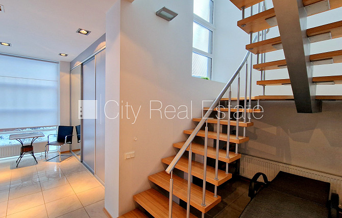 Земля в собственности, новостройка, стены из керамзитных блоков, благоустроенный Юрмала - изображение 17