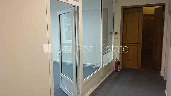 Фасадный дом, реновированный дом, плата за обслуживание одного квадратного метра Rīga