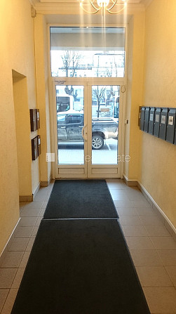 Fasādes māja, renovēta māja, viena kvadrātmetra apsaimniekošanas maksa mēnesī  1.5 EUR, ir Rīga - foto 11