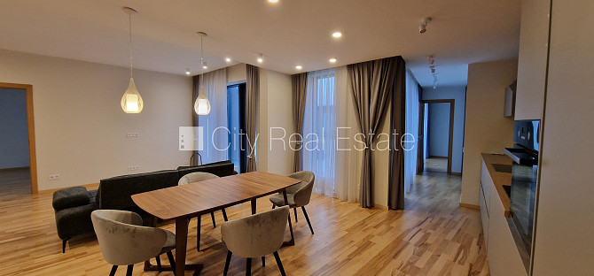 Pagalma ēka, renovēta māja, labiekārtots apzaļumots pagalms, iespēja nomāt autostāvvietu, Rīga - foto 5