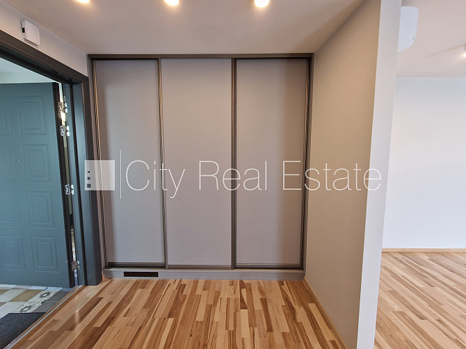 Pagalma ēka, renovēta māja, labiekārtots apzaļumots pagalms, iespēja nomāt autostāvvietu, Rīga - foto 13