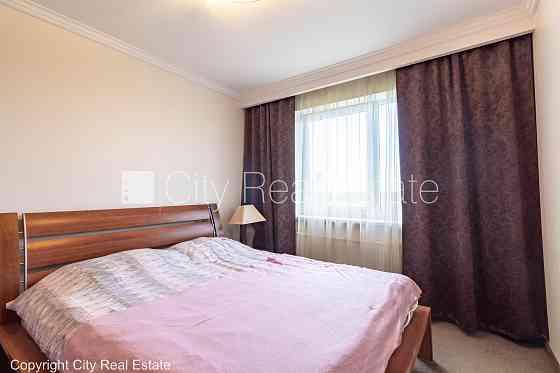 Оплата аренды земли 50 г., плата за обслуживание одного квадратного метра в  месяц Юрмала