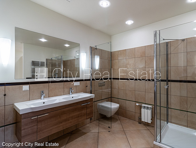 Zeme īpašumā, jaunceltne, fasādes māja, dzīvokļu skaits ēkā  11 gab., slēgts pagalms, Rīga - foto 10