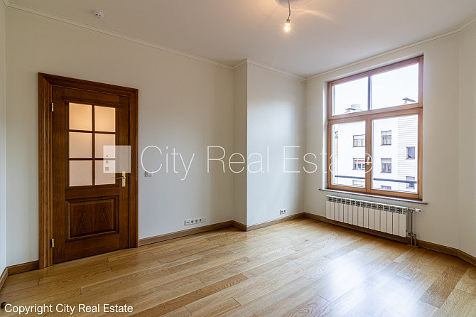 Zeme īpašumā, jaunceltne, fasādes māja, dzīvokļu skaits ēkā  11 gab., slēgts pagalms, Rīga - foto 3