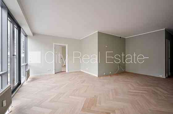 Проект - Kalpaka Residence, вход со двора, балкон, терасса, изолированные комнаты 2 шт., Rīga