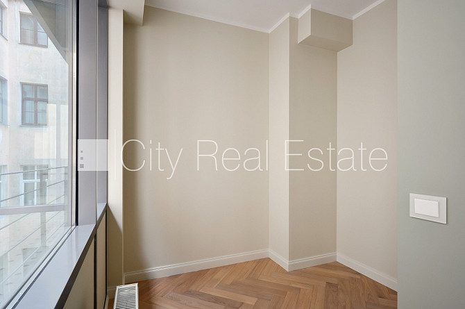 Projekts - Kalpaka Residence, ieeja no pagalma, balkons, terase, istabas izolētas 2 gab., istabas Rīga - foto 10