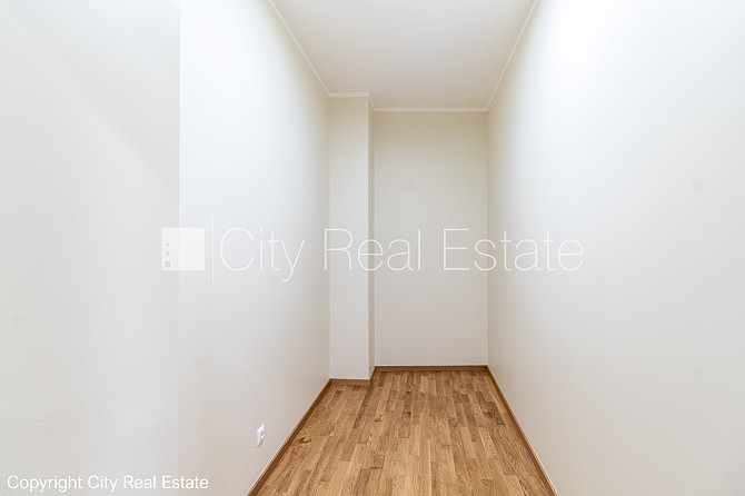 Фасадный дом, реновированный дом, благоустроенный озеленённый двор, закрытый Рига - изображение 16