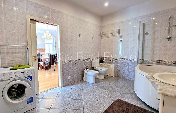 Zeme īpašumā, fasādes māja, renovēta māja, ķieģeļu mūra sienas, fasāde ar dekoratīvo Rīga - foto 6