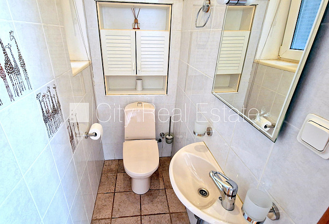 Zeme īpašumā, fasādes māja, renovēta māja, ķieģeļu mūra sienas, fasāde ar dekoratīvo Rīga - foto 17