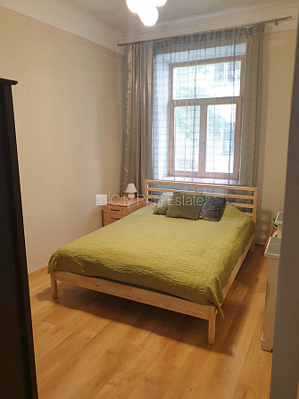 Pagalma māja, renovēta māja, fasāde ar dekoratīvo ķieģeļu apdari, slēgts pagalms, Rīga - foto 1