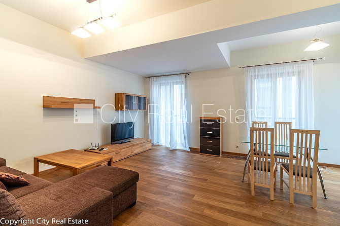 Zeme īpašumā, jaunceltne, fasādes māja, dzīvokļu skaits ēkā  4 gab., iespēja nomāt Rīga - foto 8