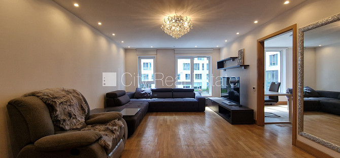 Projekts - Centra Nams, jaunceltne, fasādes māja, labiekārtota apzaļumota teritorija, slēgta Rīga - foto 2