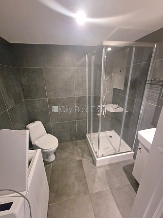 Pagalma ēka, fasādes māja, renovēta māja, slēgts pagalms, ieeja no ielas un pagalma, kāpņu Rīga - foto 11