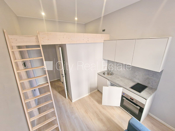 Pagalma ēka, fasādes māja, renovēta māja, slēgts pagalms, ieeja no ielas un pagalma, kāpņu Rīga - foto 2