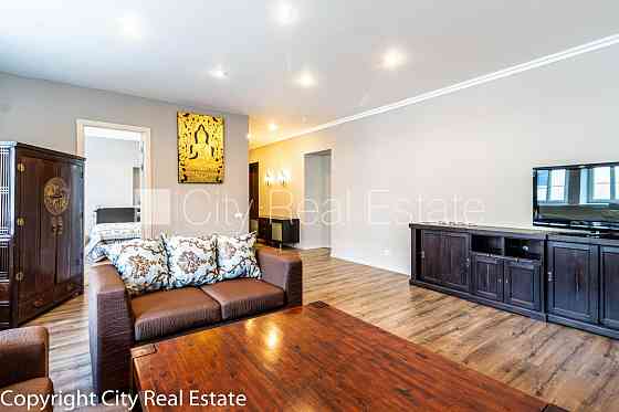 Фасадный дом, реновированный дом, закрытый двор, возможность аренды парковки, Рига