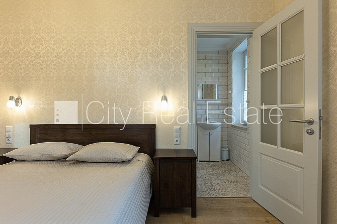 Privātmāja, labiekārtots apzaļumots pagalms, iežogota teritorija, slēgta teritorija, Jūrmala - foto 7