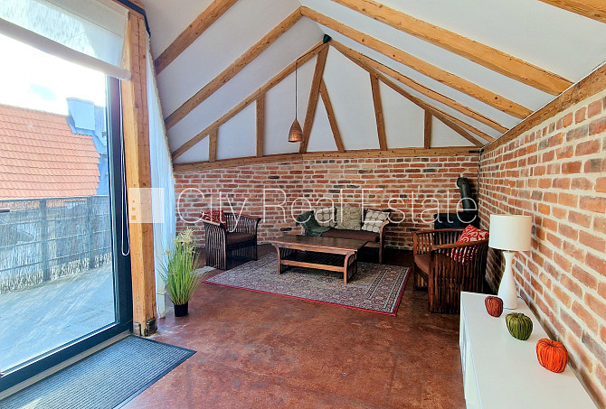 Fasādes māja, renovēta māja, labiekārtota apzaļumota teritorija, slēgts pagalms, kāpņu Rīga - foto 15