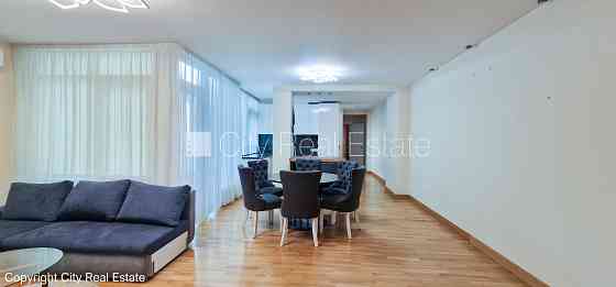 Проект - Aleksandra Appartments (Александра Аппартментс), фасадный дом, реновированный дом, Рига