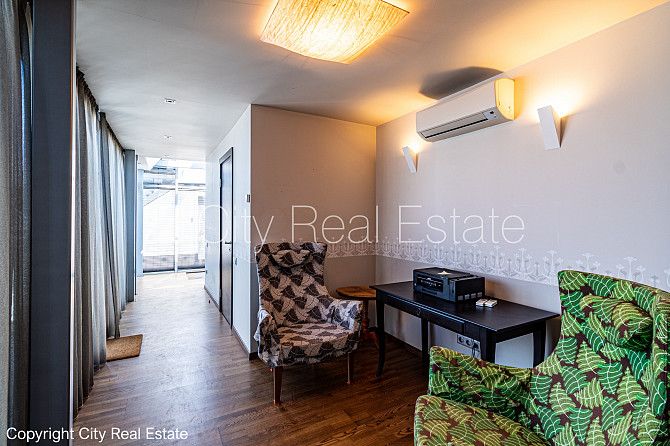 Fasādes māja, renovēta māja, mainīts Jumta segums, fasāde ar dekoratīvo apmetumu, Rīga - foto 16